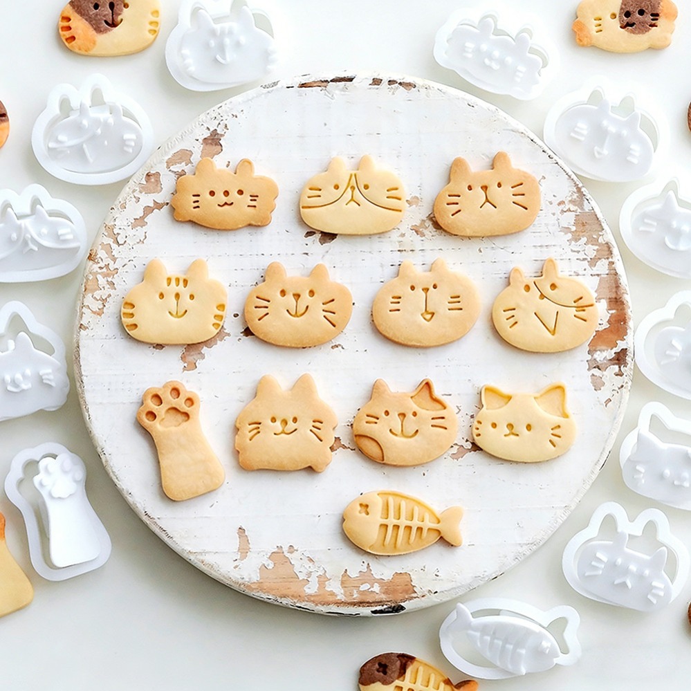 Kitchen Gadgets Ninja - Cute Kitten DIY Stamp Cookie Cutters