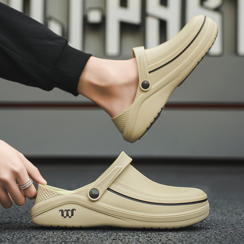 A Pair of Men's Casual Shoes,  - Kitchen Gadgets For Men 评论和价格